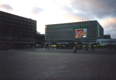 Das CENTRUM-Warenhaus als Kaufhof 1999